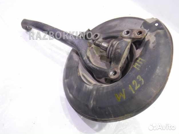 Кулак передний правый A1163304120