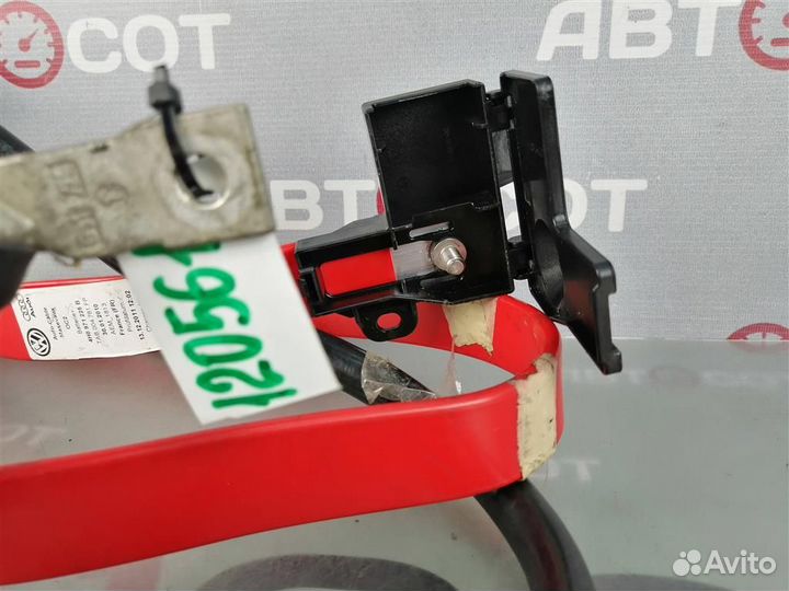 Клемма аккумулятора плюс Audi A8 (4H) 2010