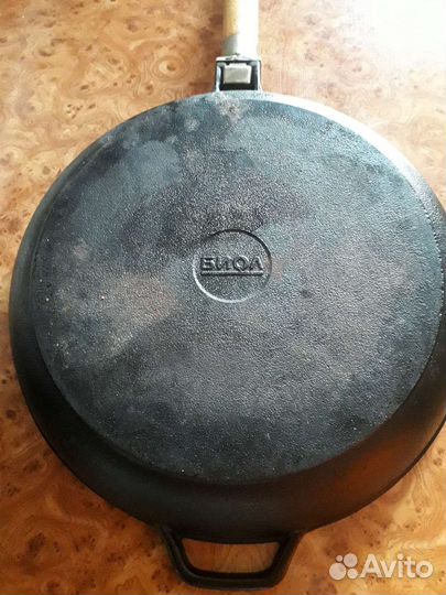 Сковорода чугунная