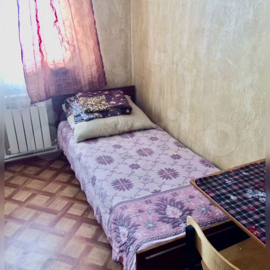 Комната 12 м² в 4-к., 2/2 эт.