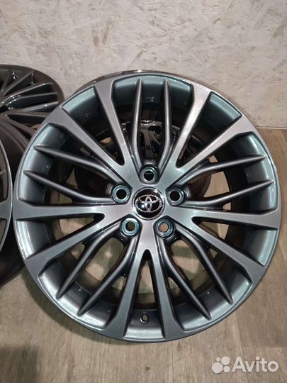 Диски R18 Toyota Camry (оригинал)