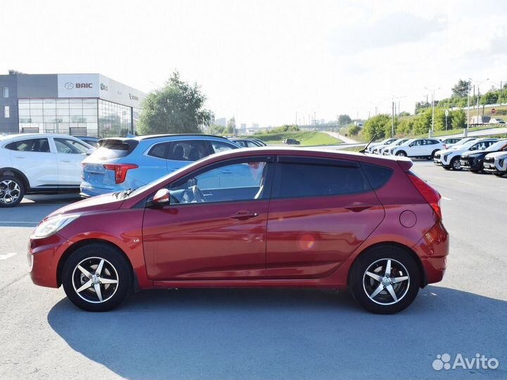 Hyundai Solaris 1.6 AT, 2012, 129 000 км