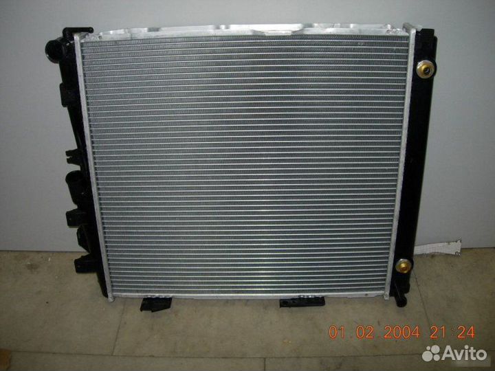 Радиатор Mercedes-Benz E-Class W124