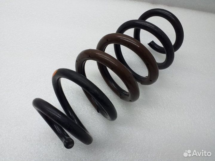 Пружина подвески задняя Toyota Rav4 ZSA44 3zrfe