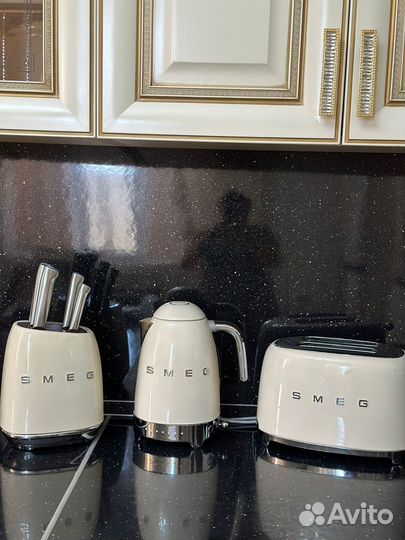 Чайник и тостер Smeg