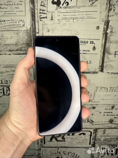 TECNO Camon 20 Pro, 8/256 ГБ