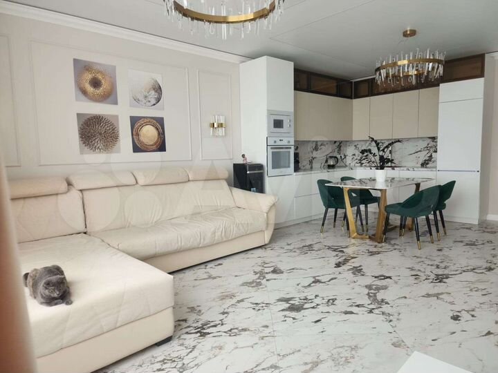 3-к. квартира, 130 м², 12/17 эт.