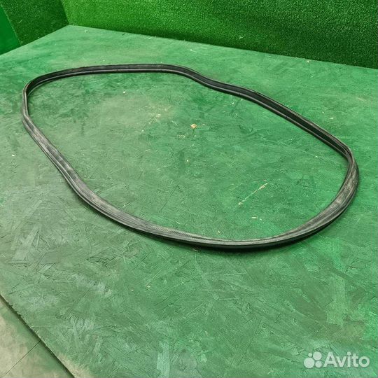 Уплотнитель дверного проема Citroen C5 рест. 2005