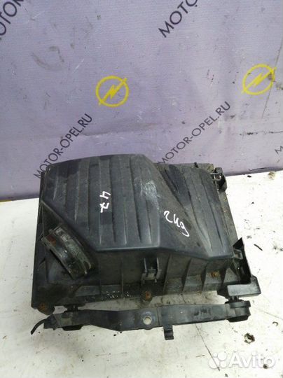 Корпус воздушного фильтра Opel Corsa C Z12XE