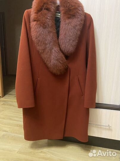 Пальто женское зимнее