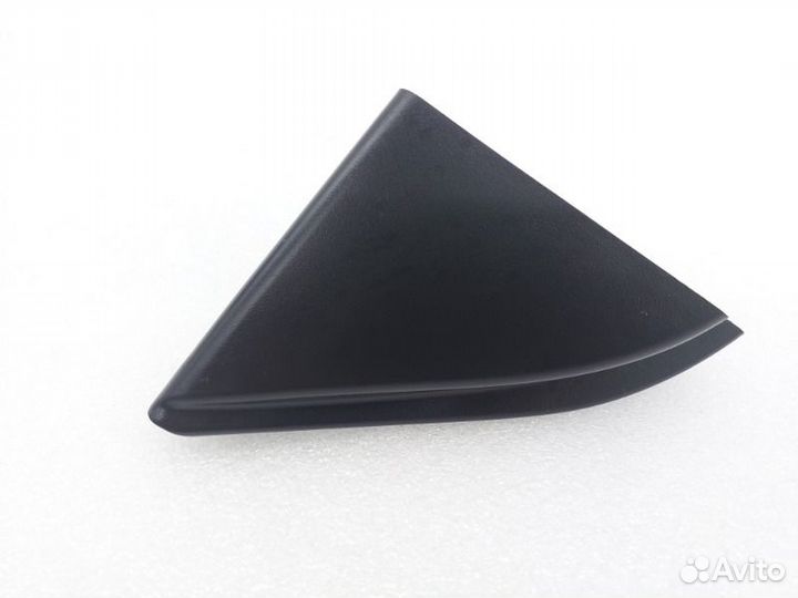 Уголок двери (внутренний) передний правый Toyota