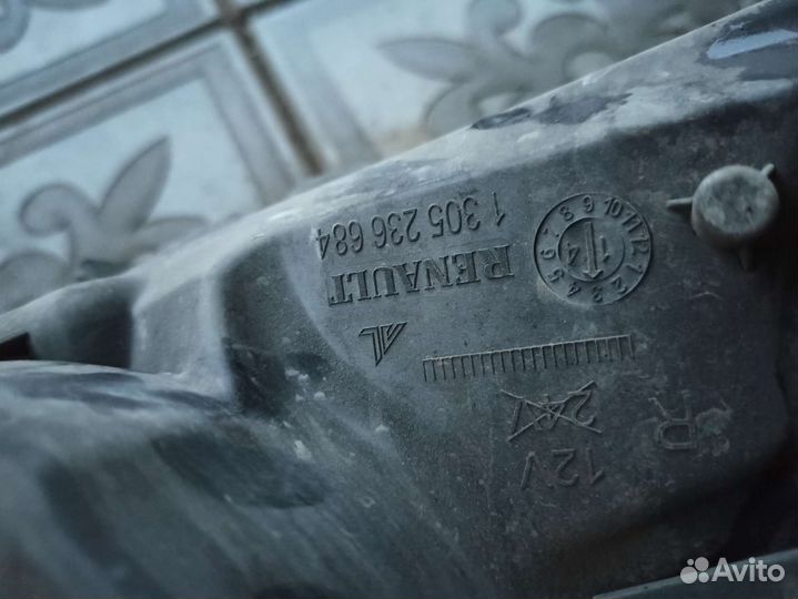 Фара правая Renault Duster оригинал