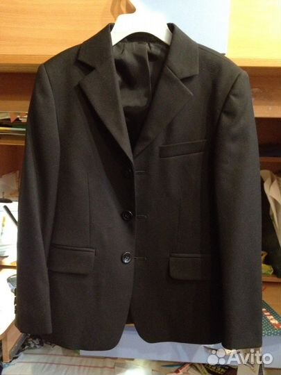 Пиджак школьный на мальчика. Рост 122-60-60