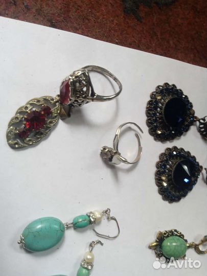 Серьги и брошь