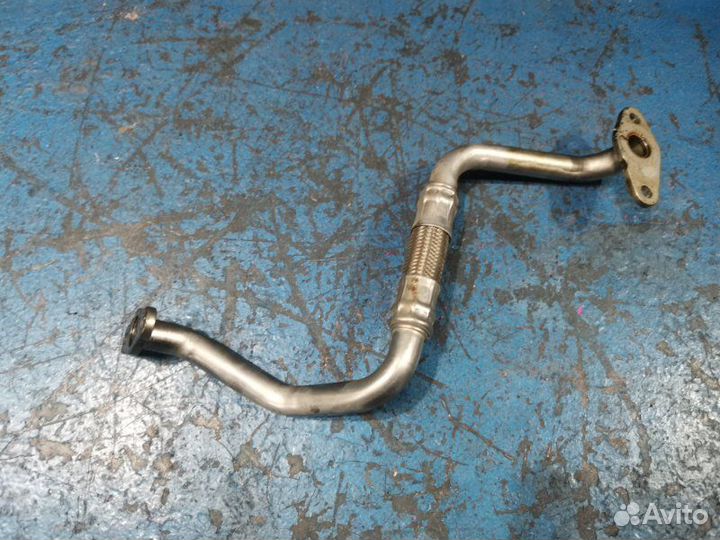 Трубка турбины Volkswagen Golf 6