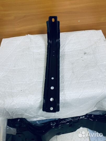 Крепление бака на газель