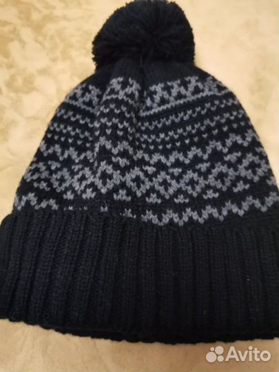 Шапка спортивная (новая)