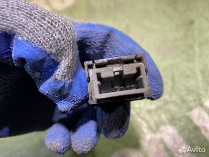 Кнопка курсовой устойчивости Infiniti G35 V35