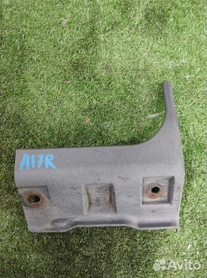 Брызговик порога правый Ford Focus 2 (CB4) 2008