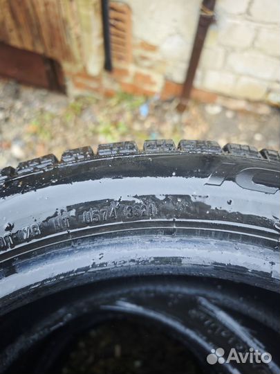 Pirelli Ice Zero FR 205/50 R17 93T