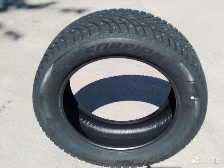 Pirelli Scorpion Ice Zero 2 275/45 R20 110H