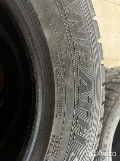Toyo Tranpath S/U 225/65 R17