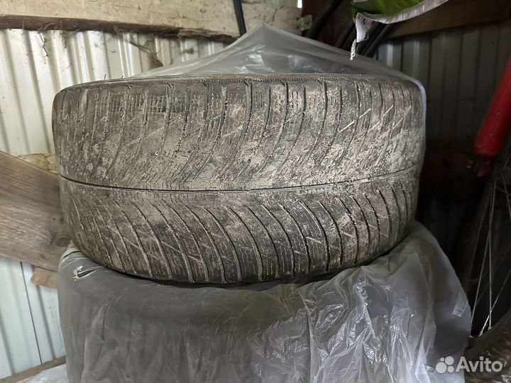 Michelin Pilot Alpin 5 255/40 R18