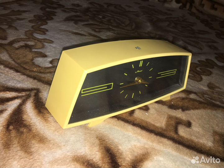 Часы «Маяк»