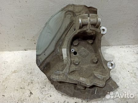 Кулак передний правый бмв