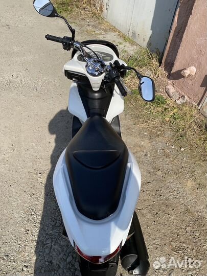 Скутер honda PCX125