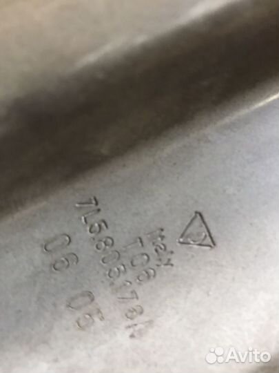 Направляющая крыла Порш Каен Cayenne 7L55805176A