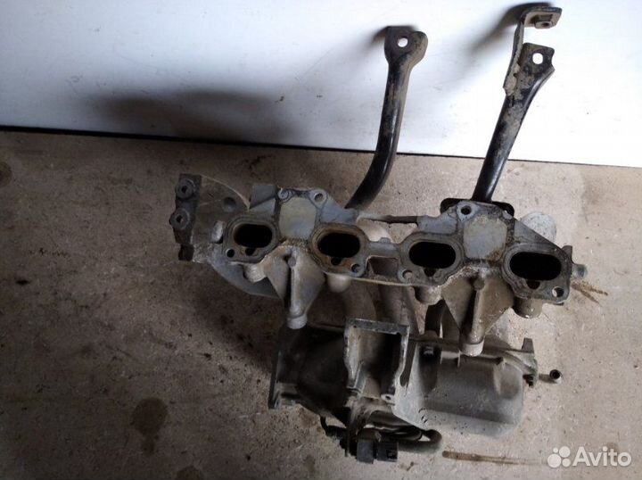 Коллектор впускной Nissan Primera P12E 2002-2007