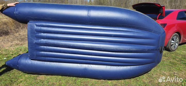 Лодка с мотором