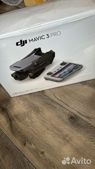DJI Mavic 3 Pro Fly More Combo + DJI RC