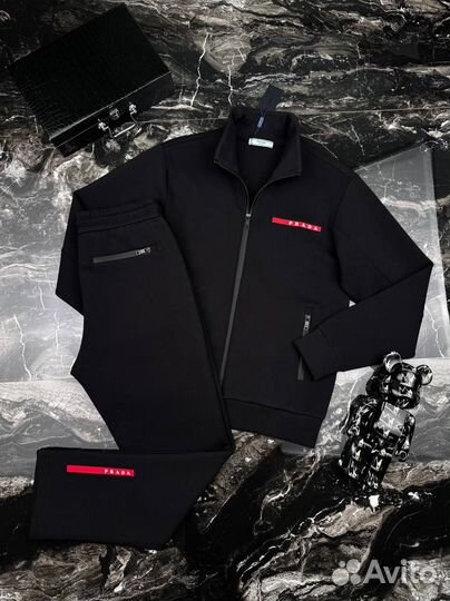 Спортивный костюм Prada