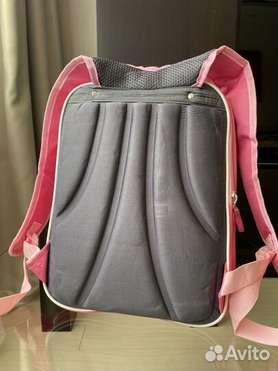 Рюкзак школьный новый для девочки