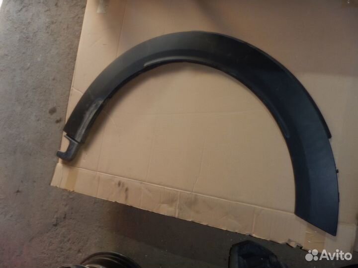 Накладка крыла правого Mini Countryman F60