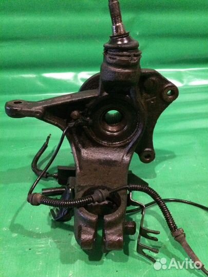 Ступица передняя правая Ситроен С5, Citroen C5