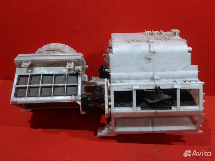 Корпус печки Митсубиси Лансер 10