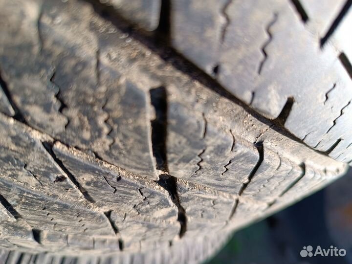 Bridgestone Turanza T001 215/65 R16