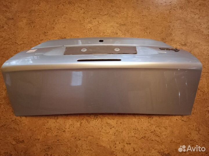 Крышка багажника задняя Ford Focus седан 1 2003