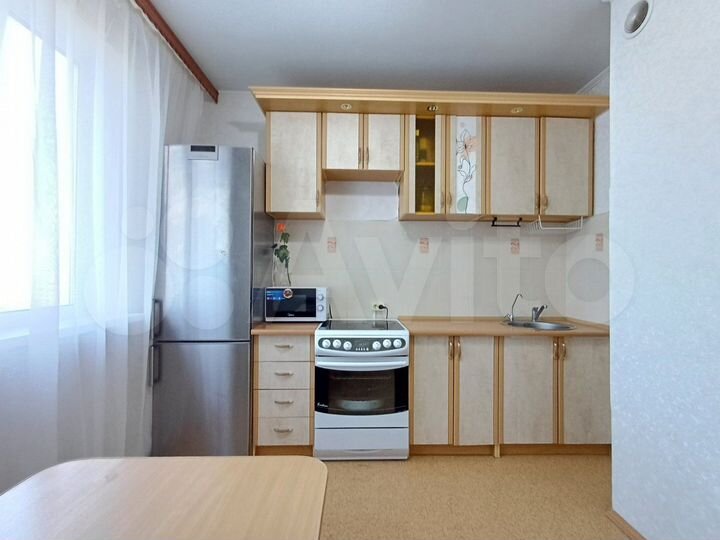 2-к. квартира, 57 м², 10/16 эт.