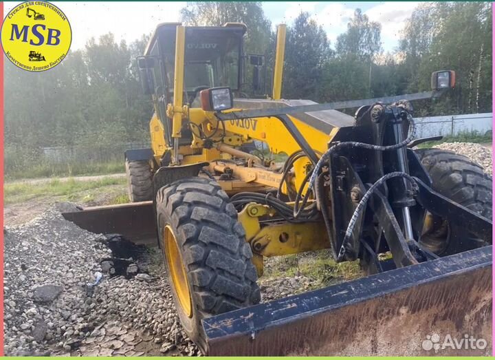 Заднее стекло на Volvo G976