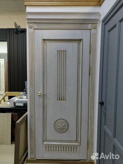 Двери из массива ясеня