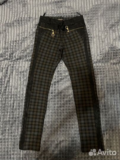 Брюки в обтяжку