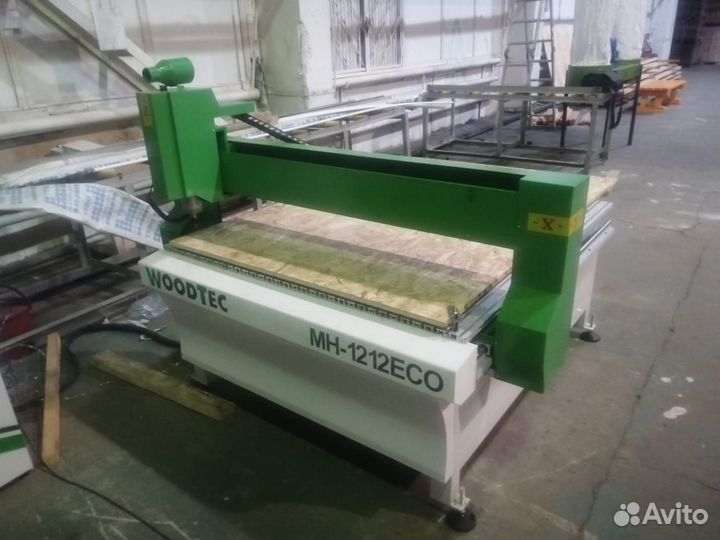 Фрезерный станок с чпу WoodTec MH 1212 2,2 ECO