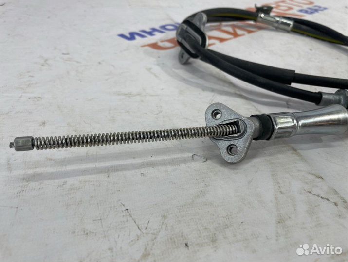 Трос ручника задний левый Toyota Camry V40
