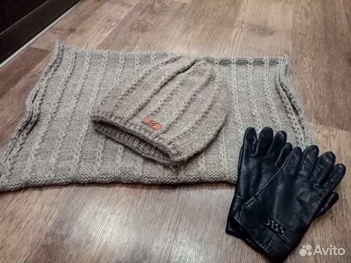 Набор шапка/снут и кожаные перчатки
