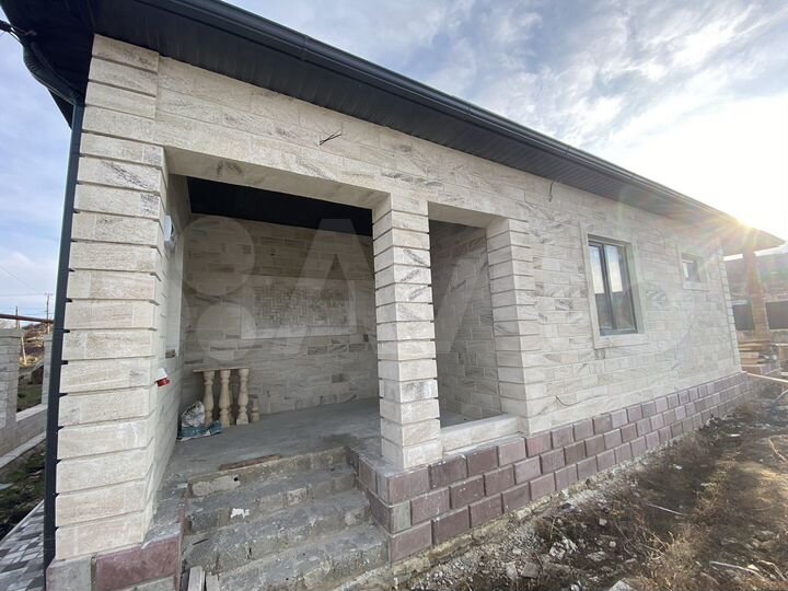 Дом 185 м² на участке 6 сот.