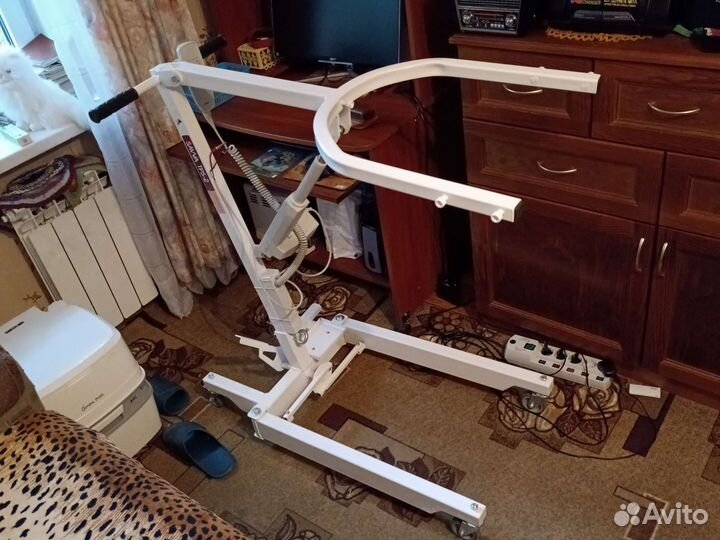 Передвижной подъёмник для инвалидов Savva